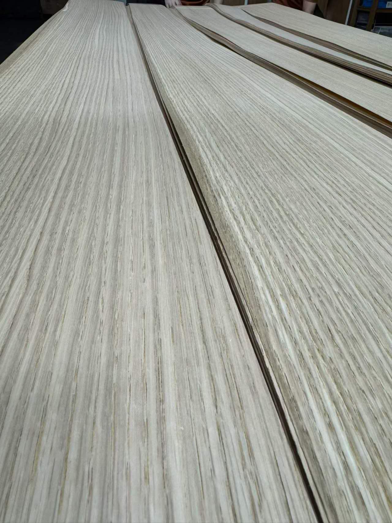 Grey-toned veneer leaves showing variations in grain